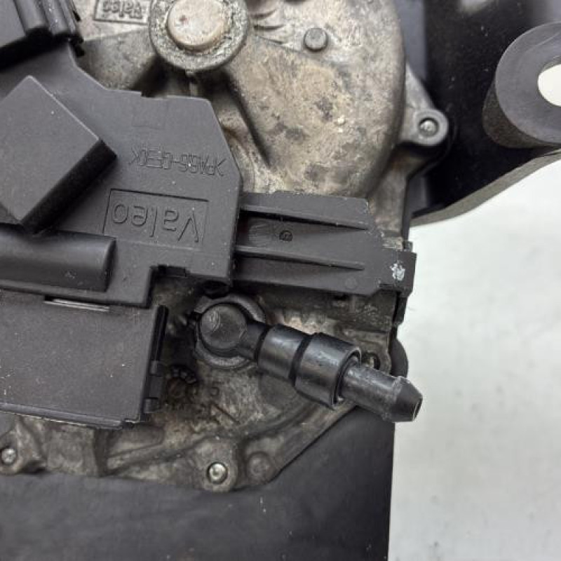 Moteur essuie glace arriere MERCEDES CLASSE A 169 Photo n°4