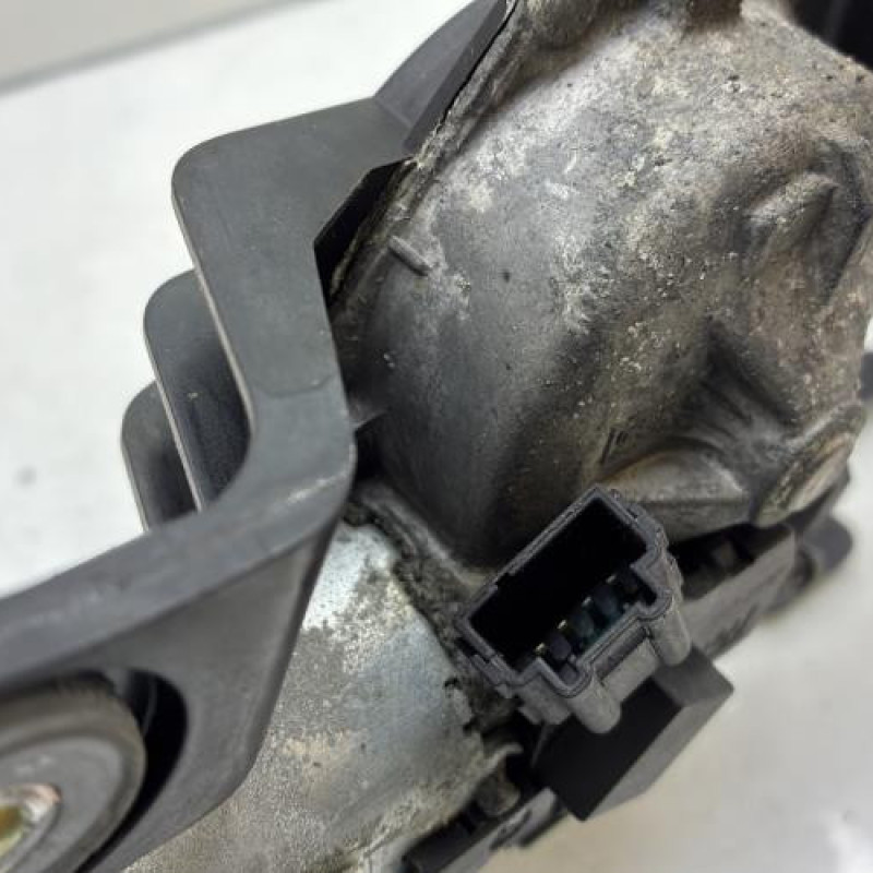 Moteur essuie glace arriere MERCEDES CLASSE A 169 Photo n°5