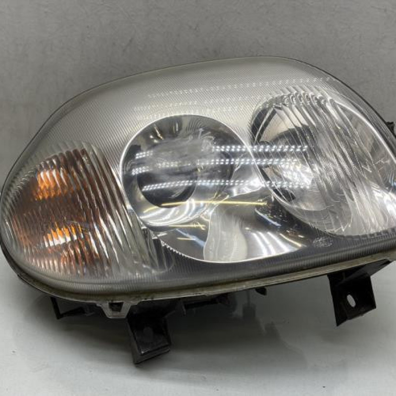 Optique avant principal droit (feux)(phare) RENAULT CLIO 2 Photo n°1