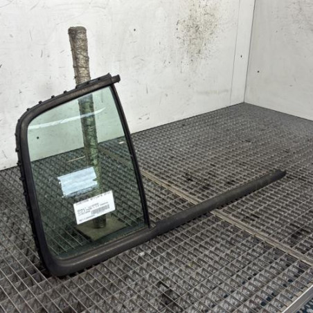 Custode arriere droit (porte) RENAULT CLIO 2