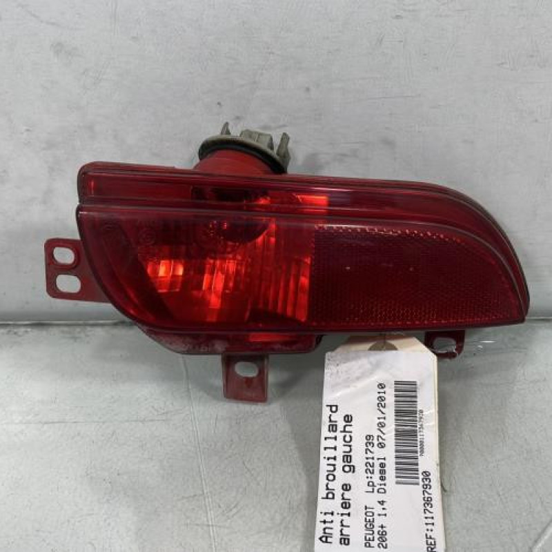 Anti brouillard arriere gauche PEUGEOT 206+ Photo n°1