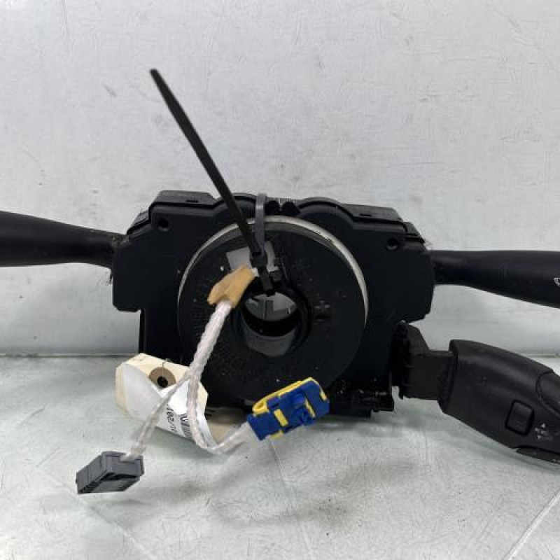 Com (Bloc Contacteur Tournant+Commodo Essuie Glace+Commodo Phare) PEUGEOT 206+ Photo n°1