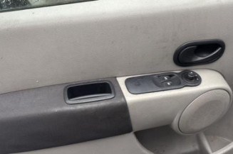 Pompe lave glace avant RENAULT MODUS