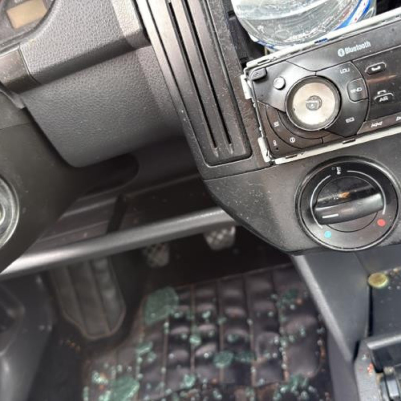 Leve vitre electrique avant droit VOLKSWAGEN POLO 4 Photo n°15