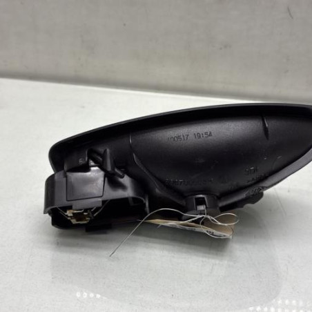 Poignee interieur arriere droit RENAULT CAPTUR 1
