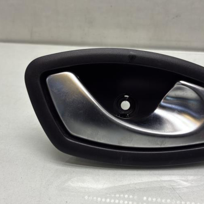 Poignee interieur avant droit RENAULT CAPTUR 1 Photo n°1