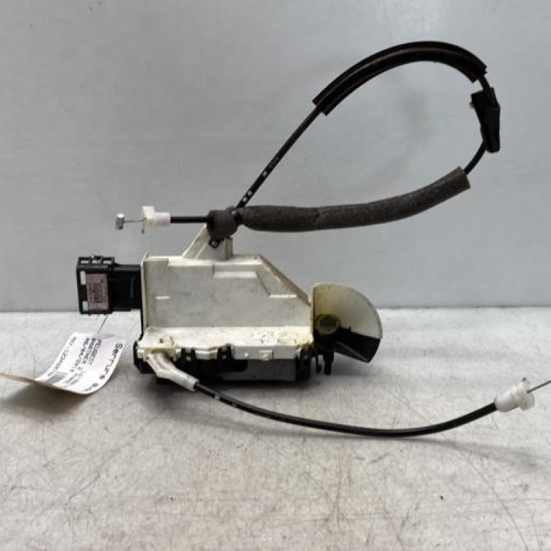 Serrure avant gauche PEUGEOT PARTNER 2 Photo n°1