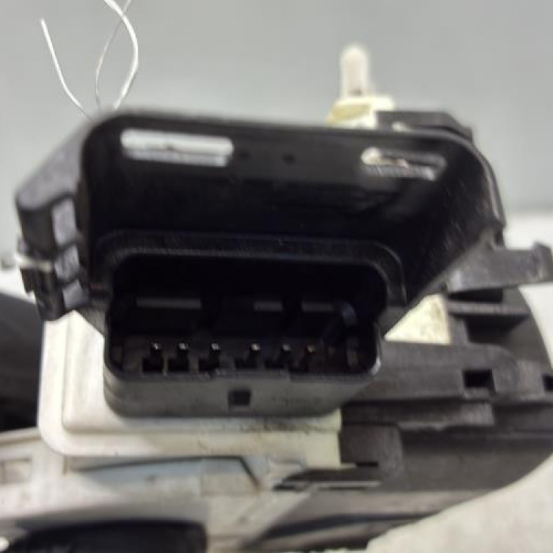 Serrure avant gauche PEUGEOT PARTNER 2 Photo n°7