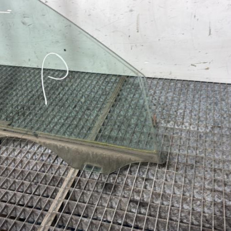 Vitre avant droit KIA CEE-D 1