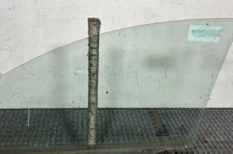 Vitre avant droit KIA CEE-D 1