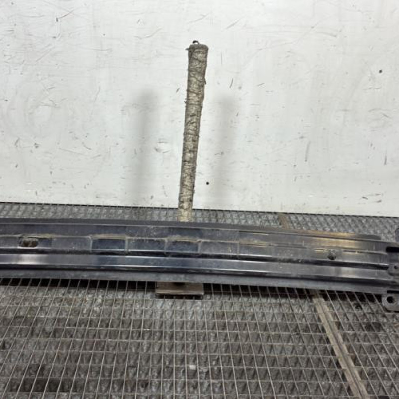 Renfort pare choc avant (traverse) KIA CEE-D 1 Photo n°1