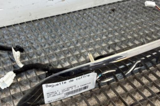 Baguette de coffre RENAULT CAPTUR 1