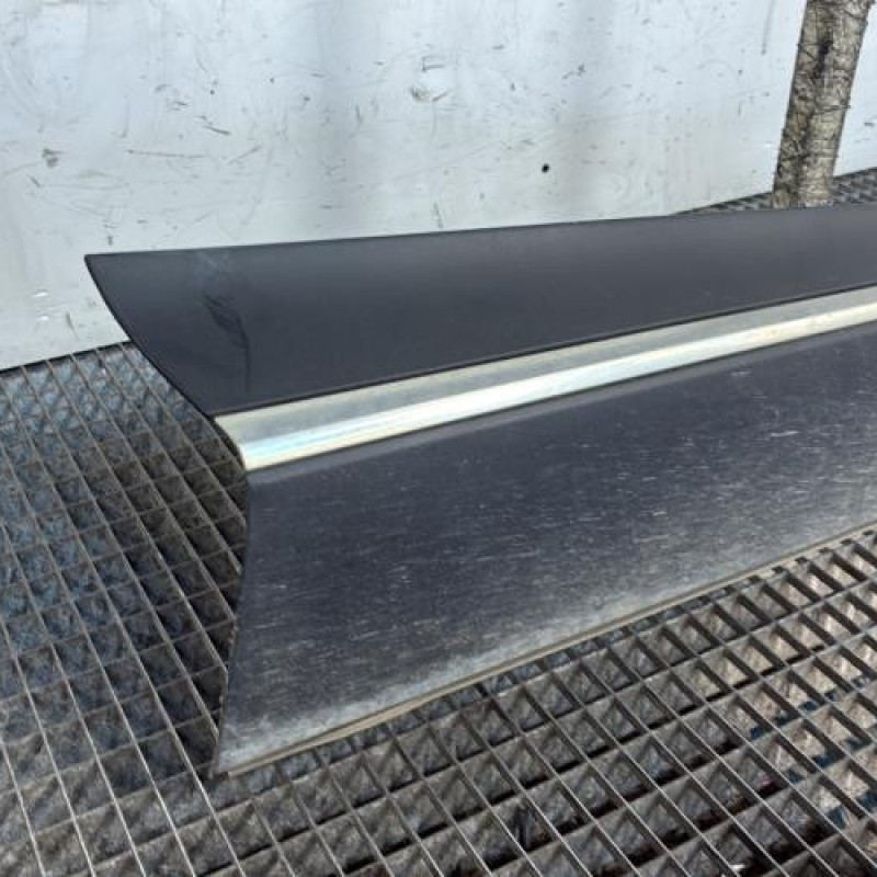 Baguette de porte avant droite RENAULT CAPTUR 1 Photo n°2