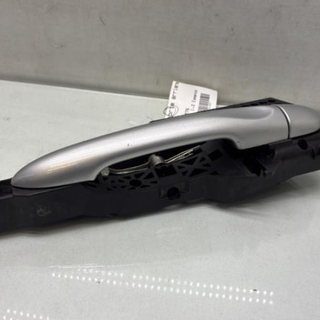 Poignee porte arriere droit RENAULT CAPTUR 1