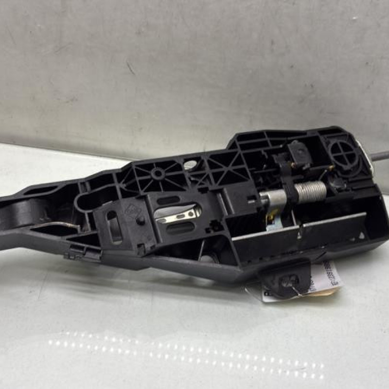 Poignee porte arriere droit RENAULT CAPTUR 1 Photo n°3