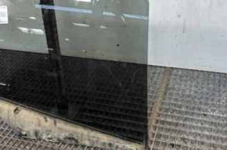 Vitre arriere droit RENAULT CAPTUR 1