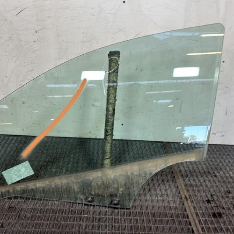 Vitre avant gauche RENAULT CAPTUR 1 Photo n°1