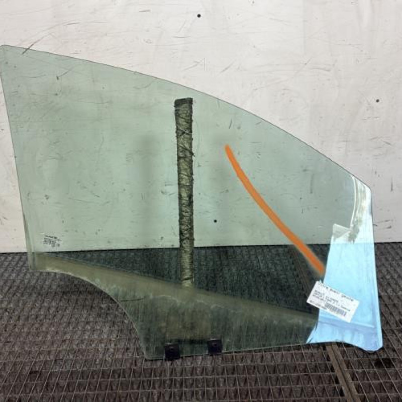 Vitre avant gauche RENAULT CAPTUR 1 Photo n°4