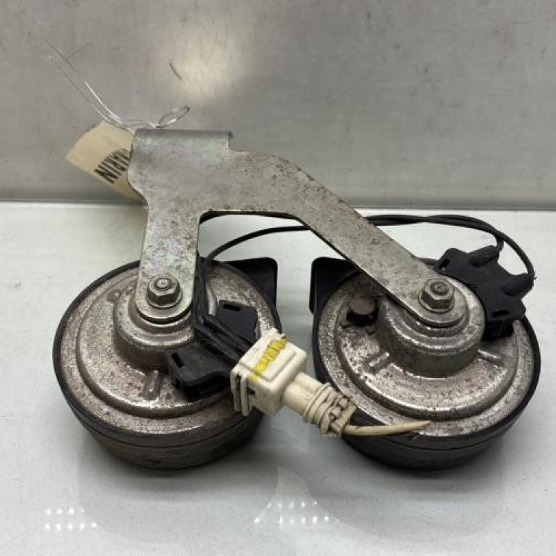 Avertisseur/Klaxon RENAULT CAPTUR 1 Photo n°4