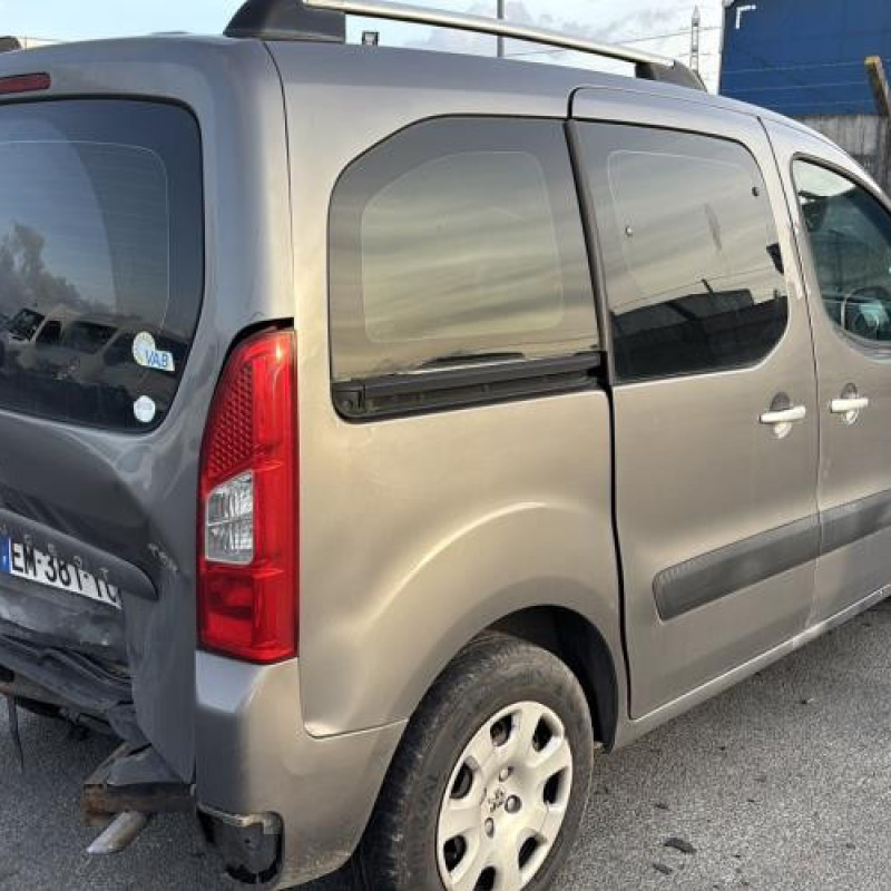 Porte avant droit PEUGEOT PARTNER 2 Photo n°15