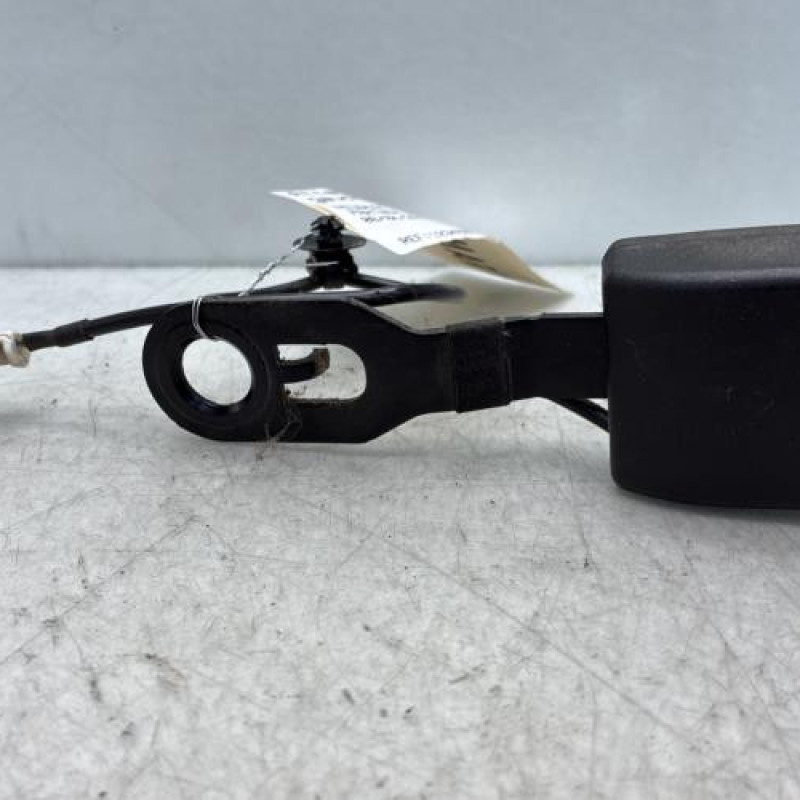 Attache ceinture avant gauche PEUGEOT PARTNER 2 Photo n°1