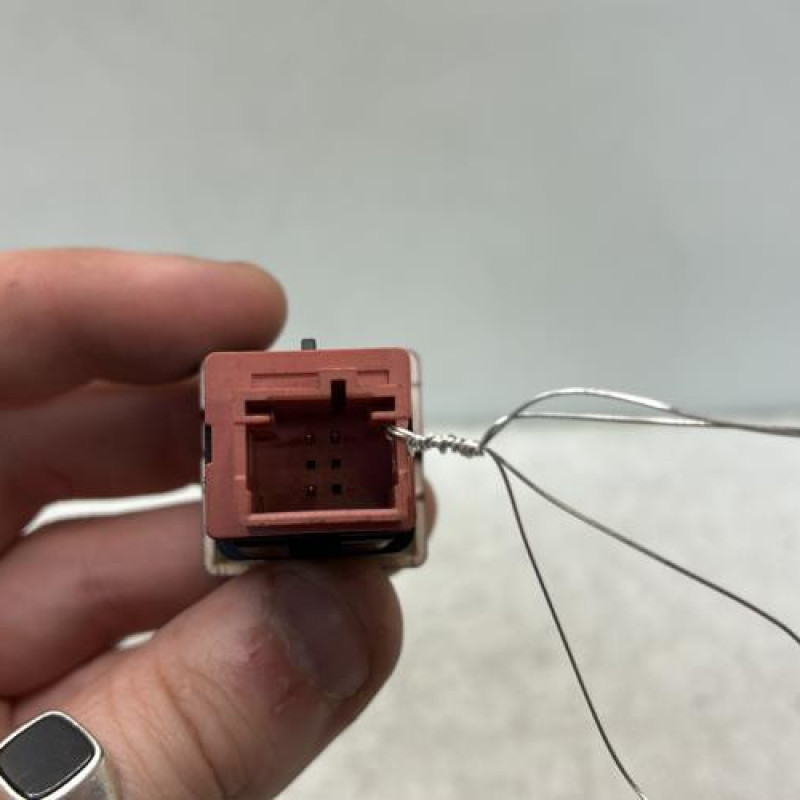 Bouton de warning PEUGEOT PARTNER 2 Photo n°3