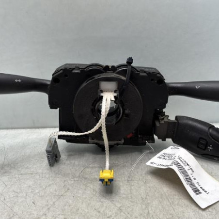 Com (Bloc Contacteur Tournant+Commodo Essuie Glace+Commodo Phare) PEUGEOT PARTNER 2 Photo n°1