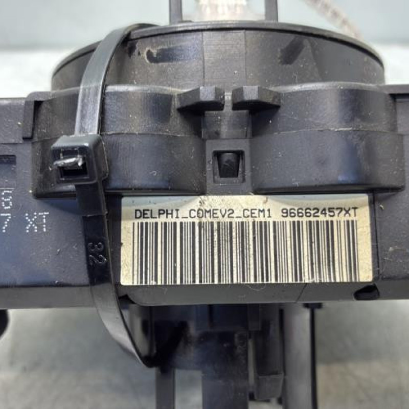 Com (Bloc Contacteur Tournant+Commodo Essuie Glace+Commodo Phare) PEUGEOT PARTNER 2 Photo n°5