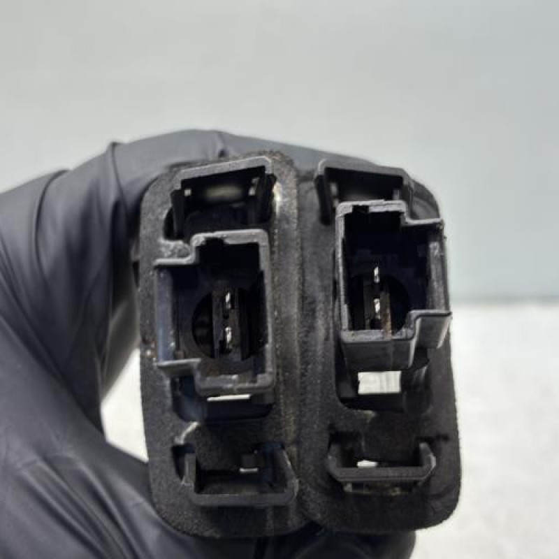 Eclairage de plaque PEUGEOT PARTNER 2 Photo n°3