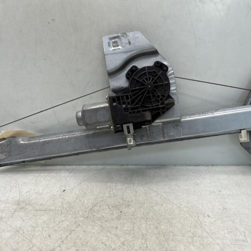 Leve vitre electrique avant droit PEUGEOT PARTNER 2 Photo n°1