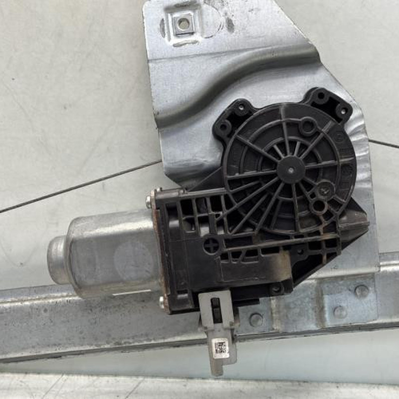 Leve vitre electrique avant droit PEUGEOT PARTNER 2 Photo n°3