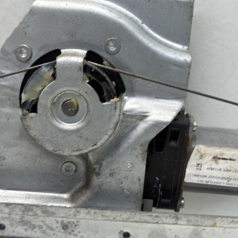 Leve vitre electrique avant droit PEUGEOT PARTNER 2 Photo n°9