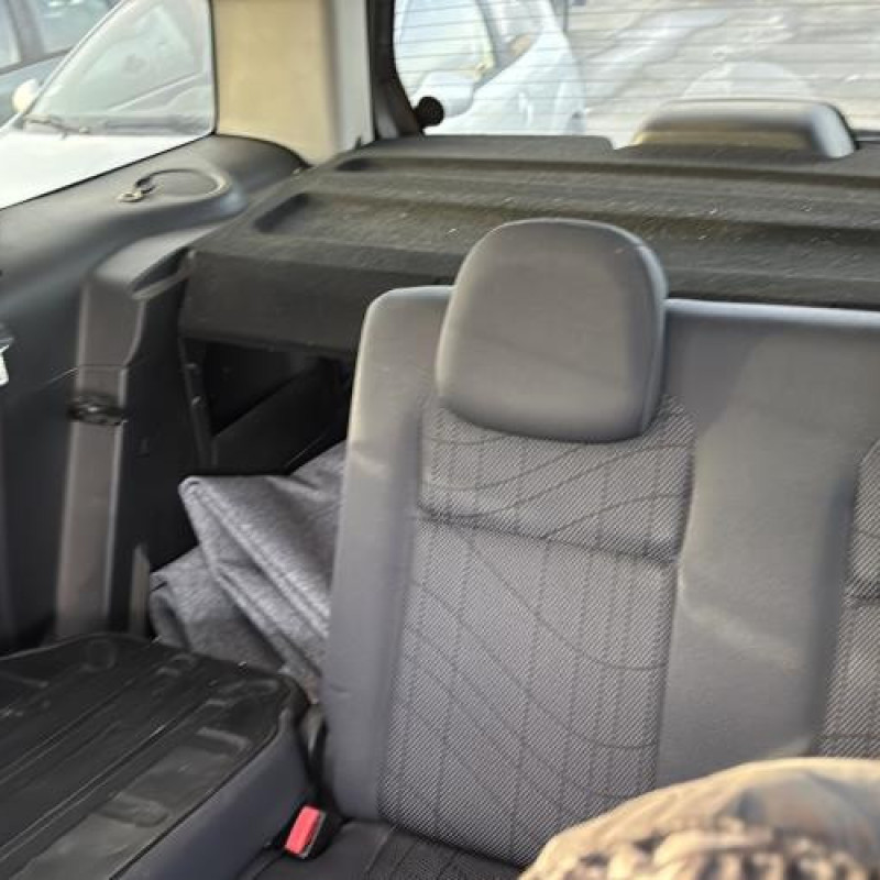 Poignee interieur porte laterale gauche PEUGEOT PARTNER 2 Photo n°17