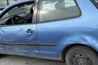 Pare choc arriere VOLKSWAGEN POLO 4