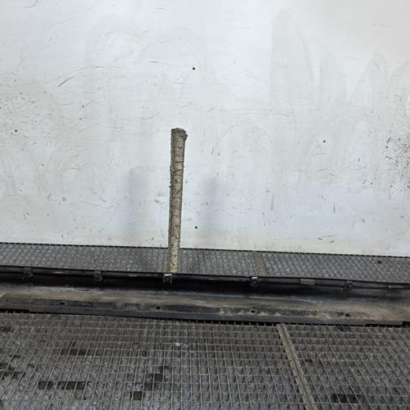 Bas de caisse gauche NISSAN JUKE 1 Photo n°4