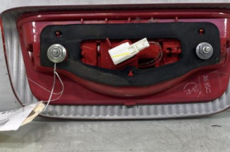 Feu arriere stop central NISSAN JUKE 1