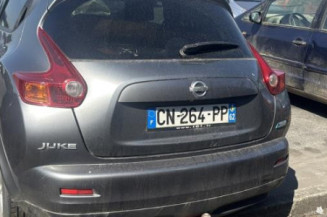 Feu arriere stop central NISSAN JUKE 1