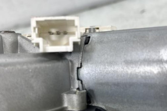 Moteur essuie glace arriere NISSAN JUKE 1