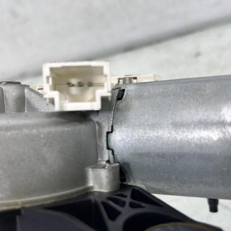 Moteur essuie glace arriere NISSAN JUKE 1 Photo n°4