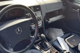 Bras essuie glace avant MERCEDES CLASSE C 202