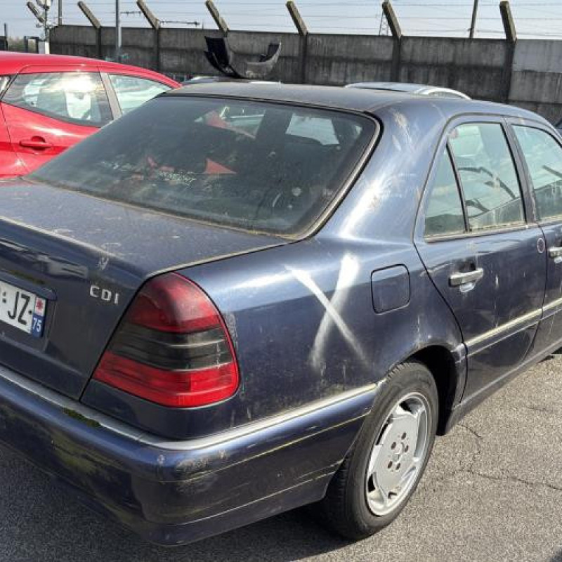 Feu arriere principal droit (feux) MERCEDES CLASSE C 202 Photo n°3