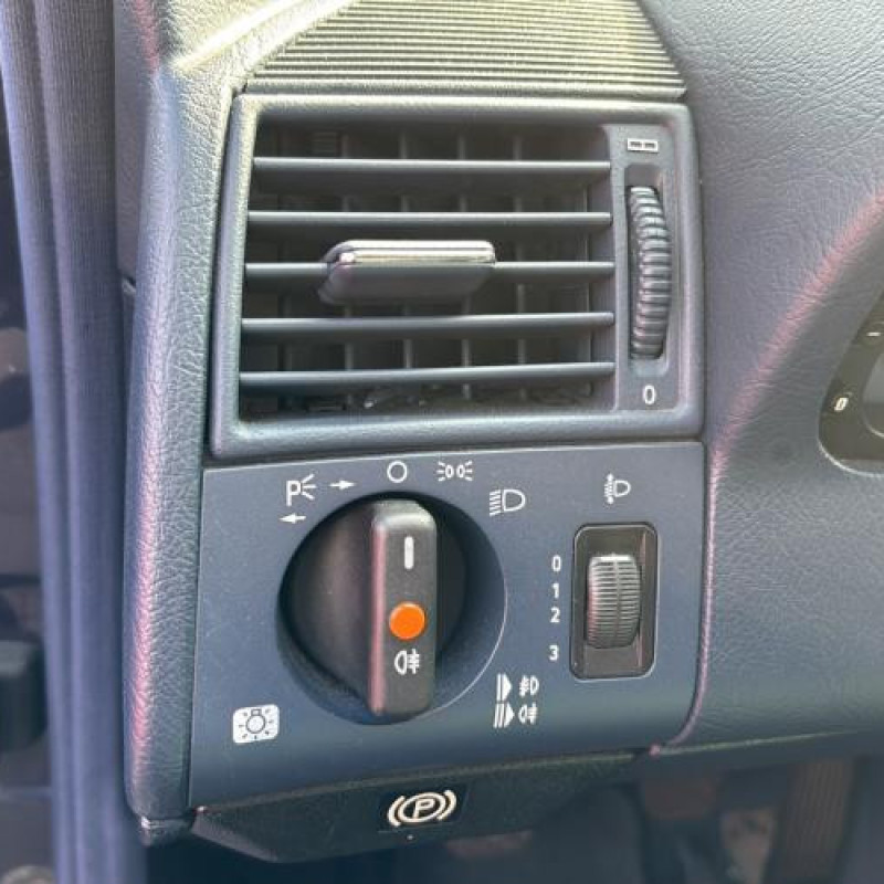 Compteur MERCEDES CLASSE C 202 Photo n°14