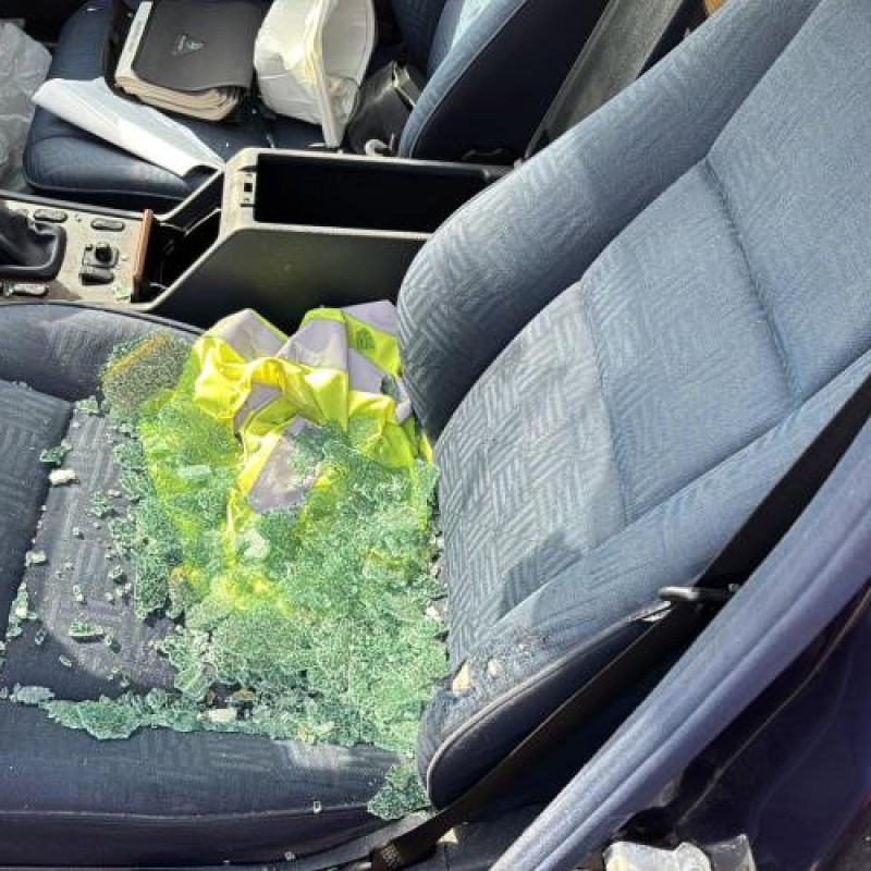 Vase de lave glace MERCEDES CLASSE C 202 Photo n°10