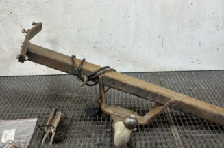 Attelage (boule de remorquage) NISSAN JUKE 1 Photo n°1