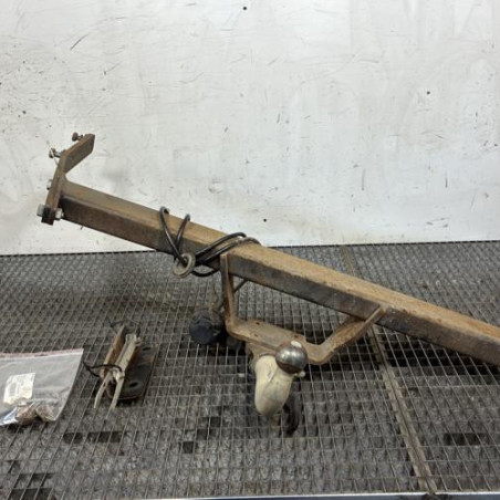 Attelage (boule de remorquage) NISSAN JUKE 1 Photo n°1