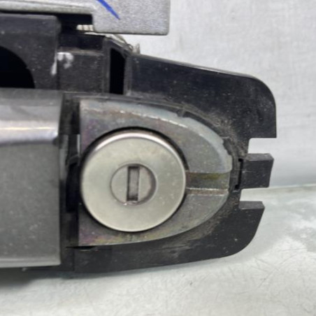 Poignee porte avant gauche NISSAN JUKE 1