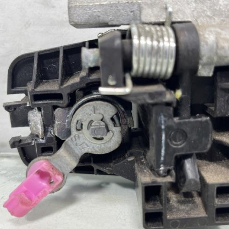 Poignee porte avant gauche NISSAN JUKE 1 Photo n°4