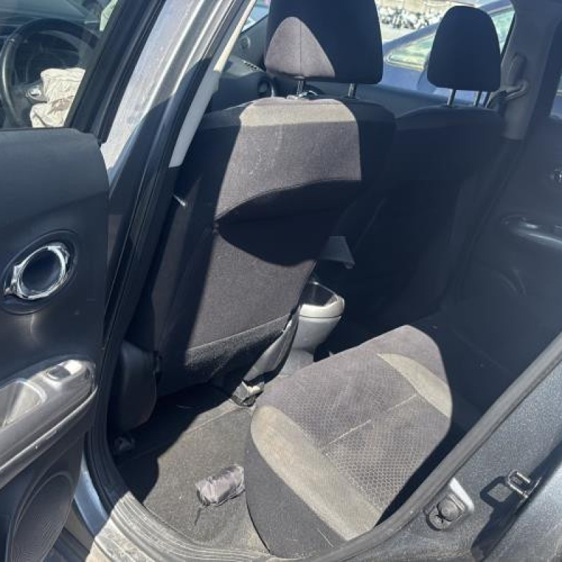 Attache ceinture arriere gauche NISSAN JUKE 1 Photo n°10