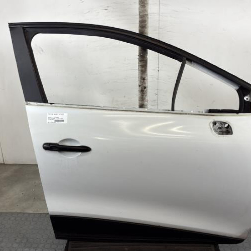 Porte avant droit RENAULT CLIO 4 Photo n°1