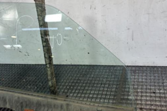 Vitre avant droit NISSAN JUKE 1